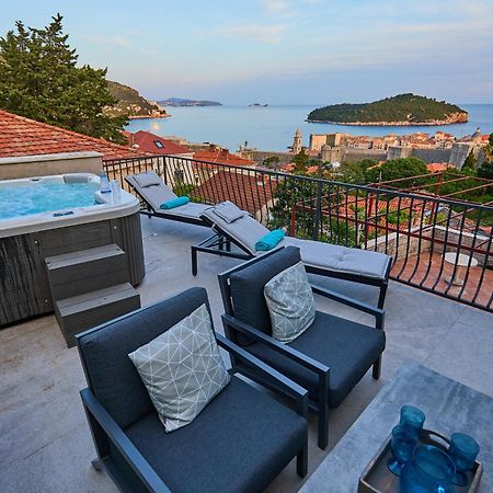 New & Stunning Views In Luxury 5* Divona Apartment دوبروفينك المظهر الخارجي الصورة