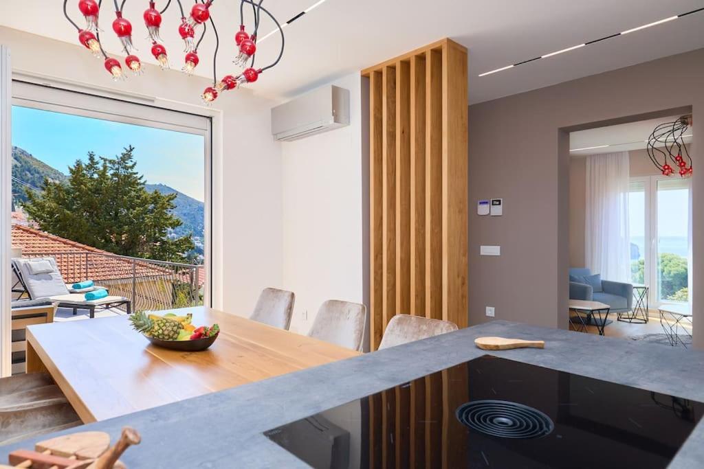 New & Stunning Views In Luxury 5* Divona Apartment دوبروفينك المظهر الخارجي الصورة