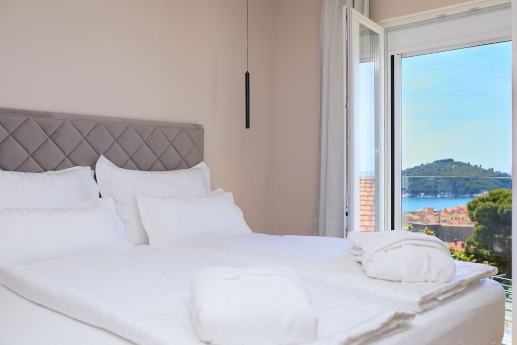 New & Stunning Views In Luxury 5* Divona Apartment دوبروفينك المظهر الخارجي الصورة