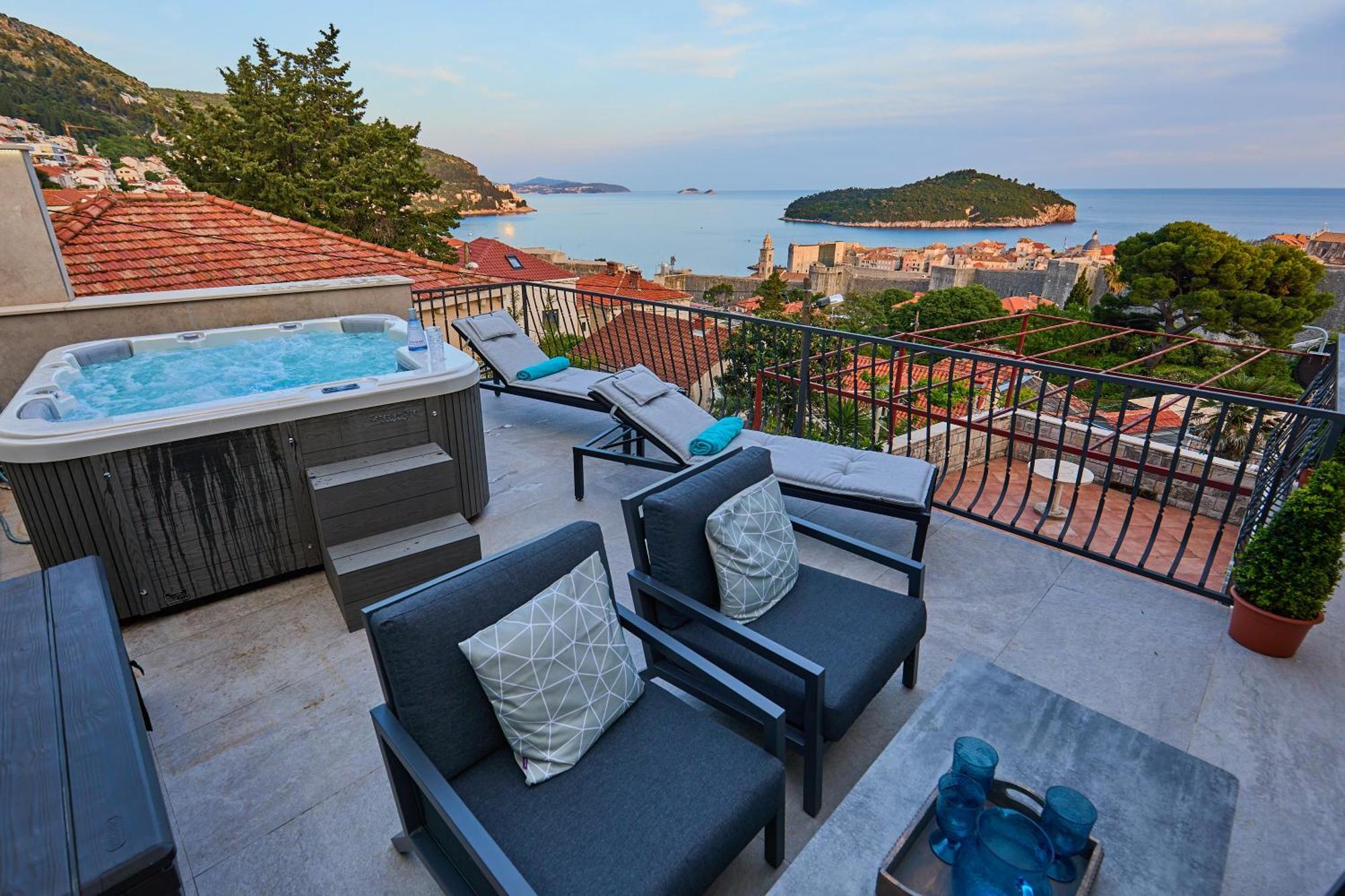 New & Stunning Views In Luxury 5* Divona Apartment دوبروفينك المظهر الخارجي الصورة